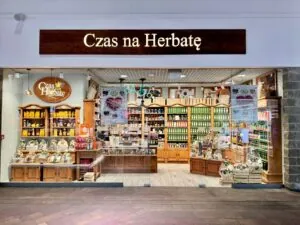 Wejście do sklepu Czas na Herbatę w galerii Sfera w Bielsku-Białej